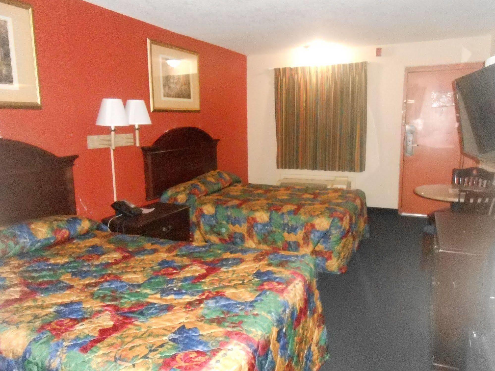 Executive Garden Titusville Hotel Exterior photo