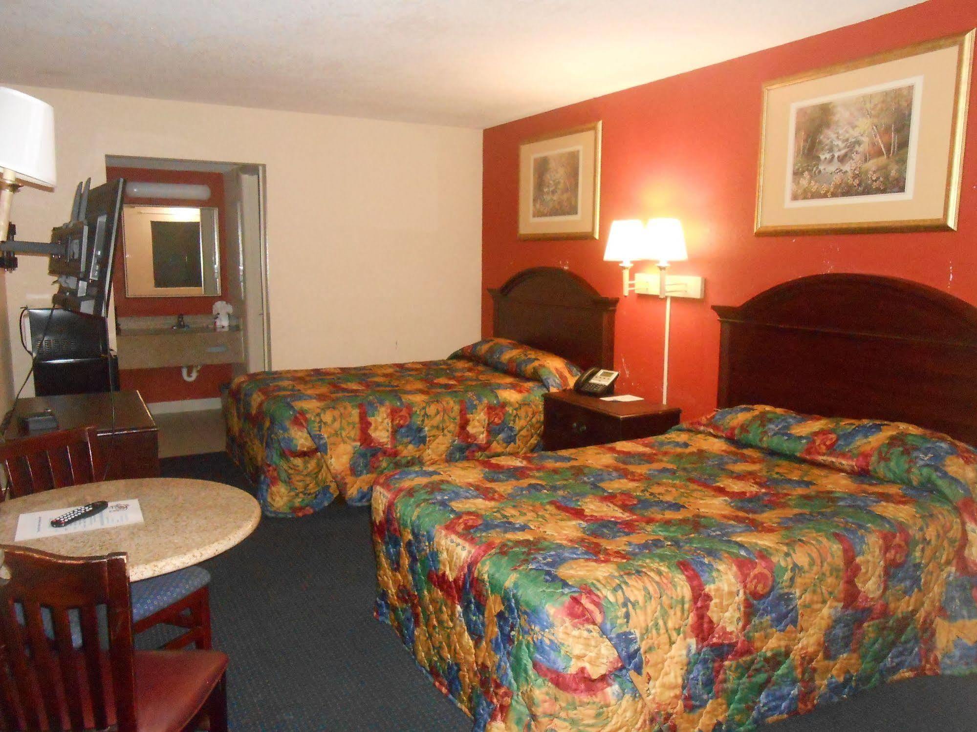 Executive Garden Titusville Hotel Exterior photo